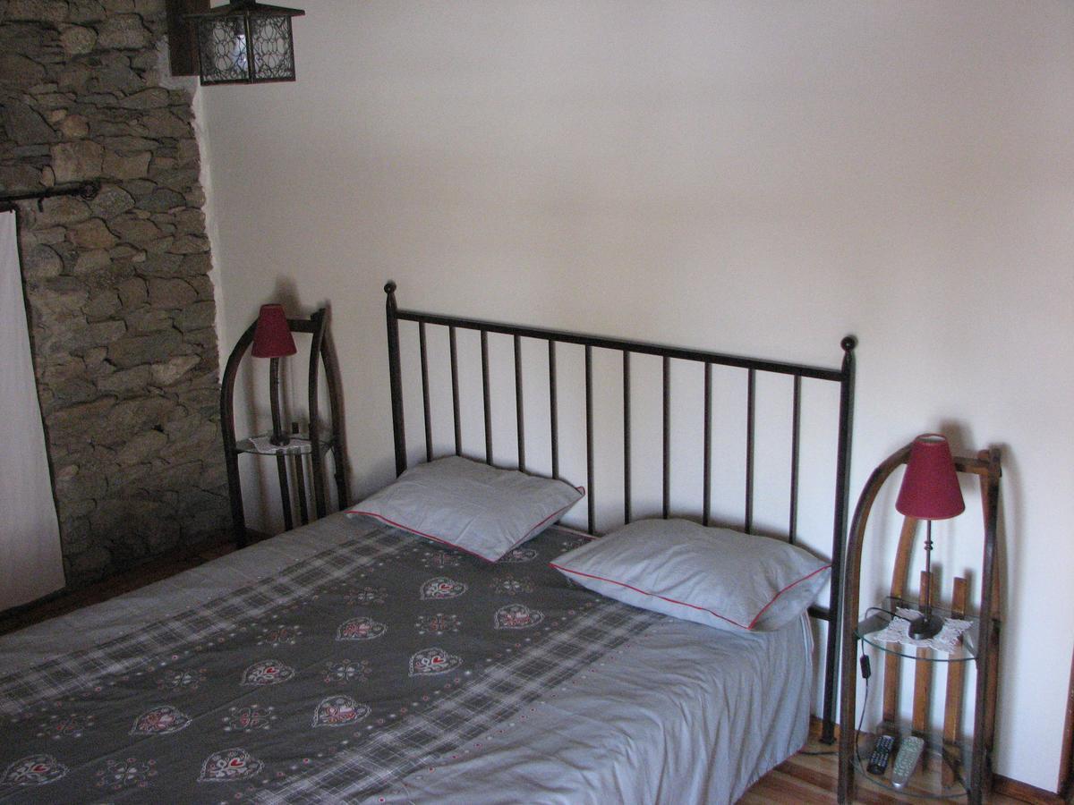 Chambre D'Hotes Cal Barbe Targassonne Exterior foto
